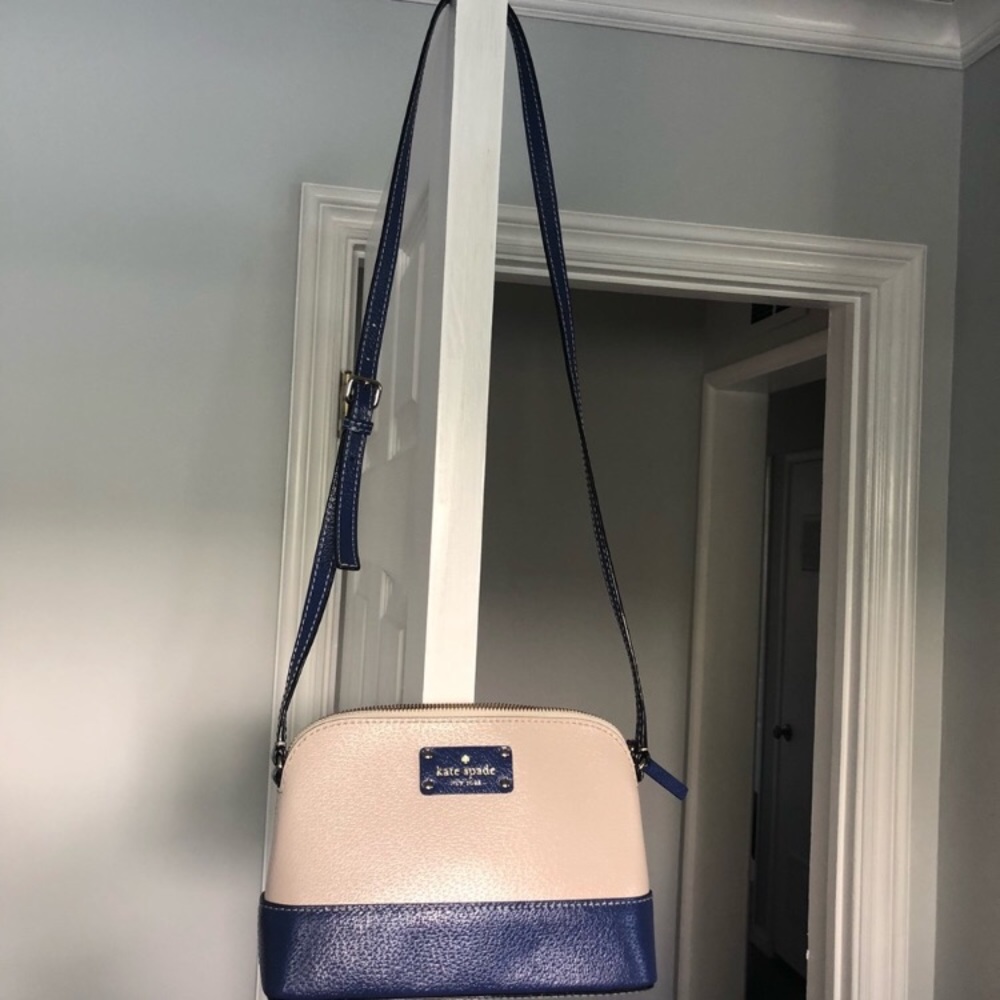 Kate Spade Crossbody purse